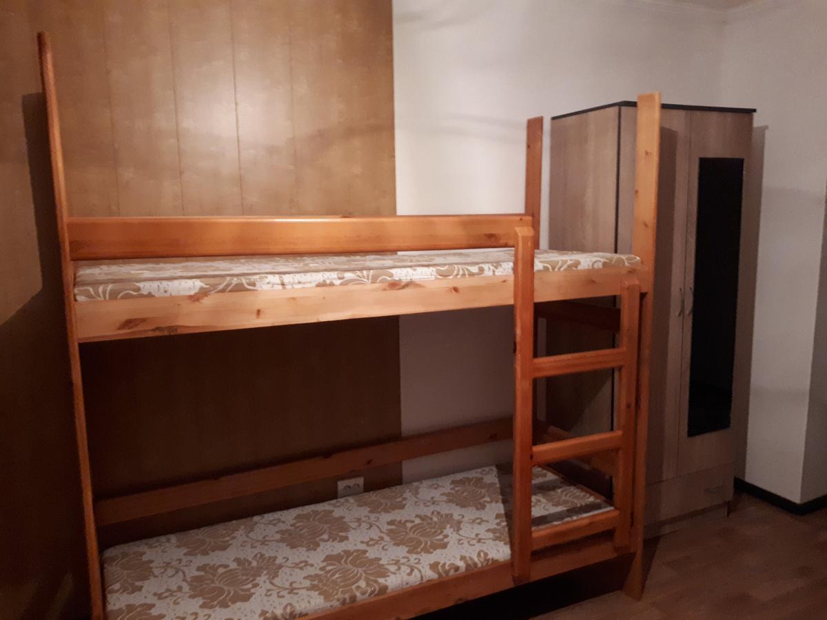 אסטנה Nursat Guest House מראה חיצוני תמונה